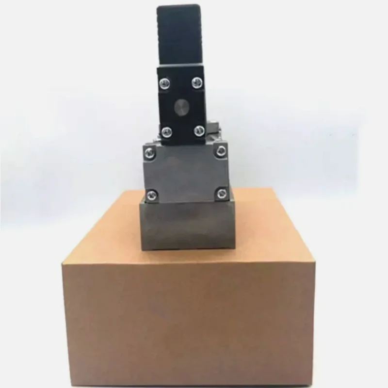 Brand new original two-way valve  4F520E-15-TP-DC24V-CN/Z  4F510-15-AC220V  4F510-15-DC24V   4F510-15-AC220V  4F510-15-DC24V