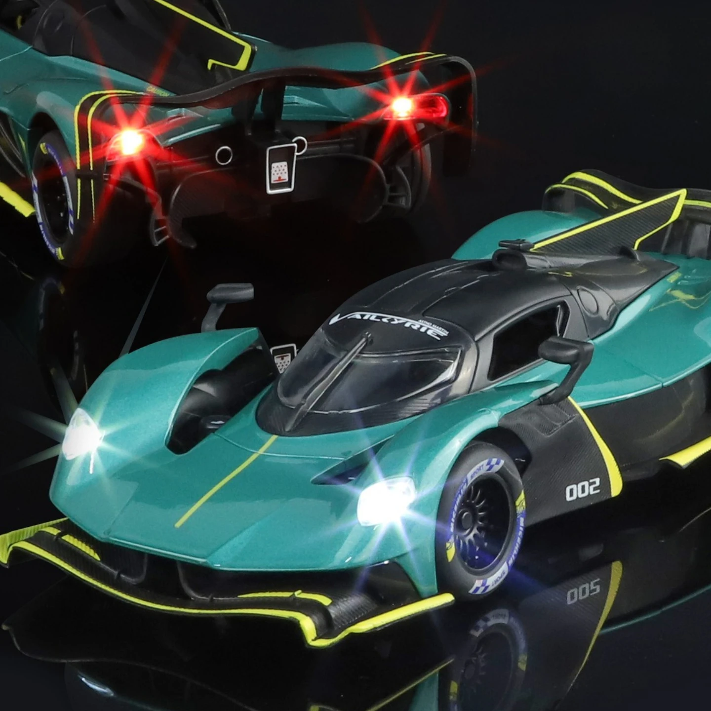 

1:24 модель спортивного автомобиля из сплава Valkyrie, литая под давлением металлическая гусеничная гоночная машина, модель автомобиля, имитация звука и света, детская игрушка в подарок