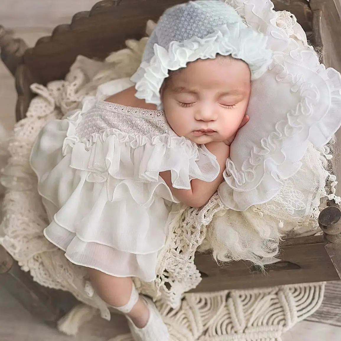 Ylsteed Newborn White Chiffon Photography Outfits Set Baby Romper Hat Set with Pillow and Mini Shoes New born Clothes