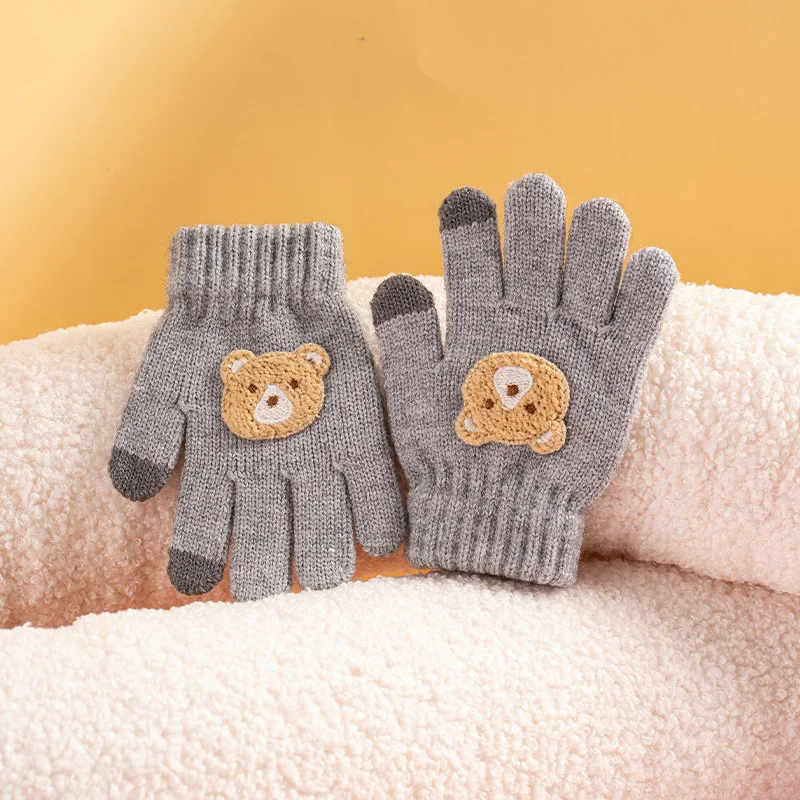 2-6 year old cartoon bear baby gloves with crochet hooks, thick winter warmth knitted gloves, boys, girls, and children\'s thick