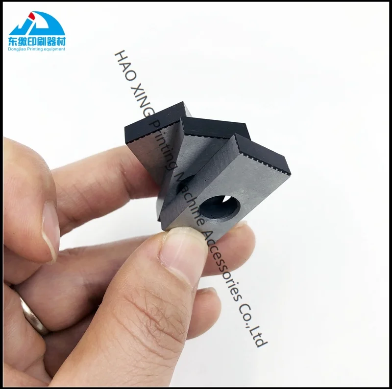 

Printing Machinery Parts 1 Piece Gripper for Mitsubishi Printing Machine Accessories Gripper Size 7*15*20mm Good Quality
