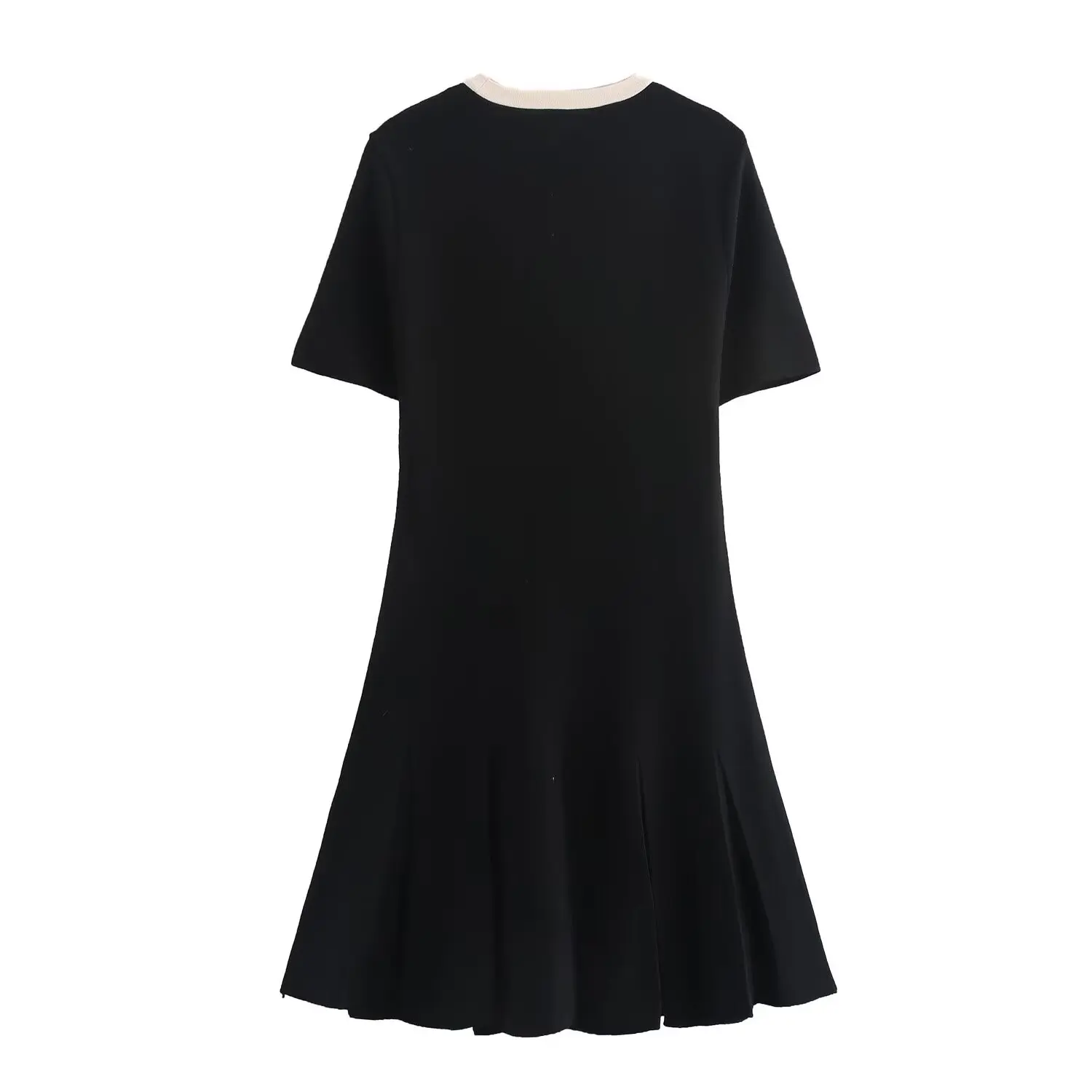 Women\'s Knitted Mini Dress Crew-Neck Button-Pocket Modification Wide Pleats Design Commuter Chic Little Black Dress New