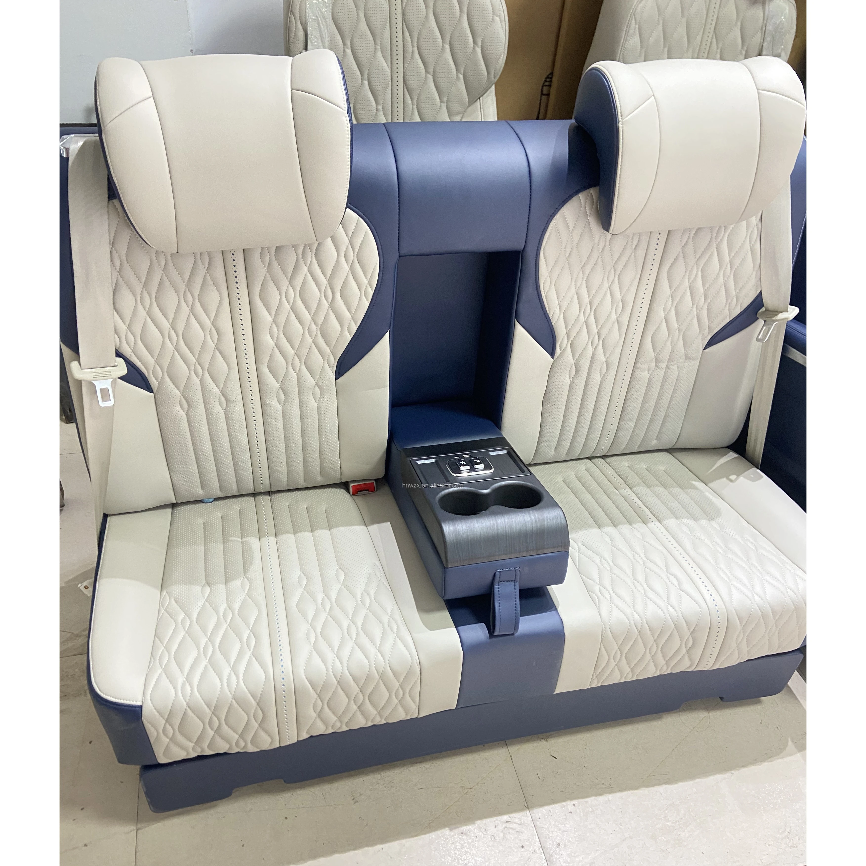 RV Swivel Seat, Luxury Auto Seats Interior Accessories Rear Seat Vip for Toyota Recline Leather Car Seat
