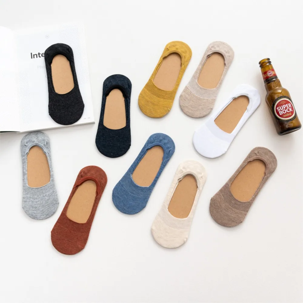 

1 Pair Spring Summer Women Socks Solid color fashion invisible socks Silicone Non-slip socks girl sock 35-40 No Cardboard