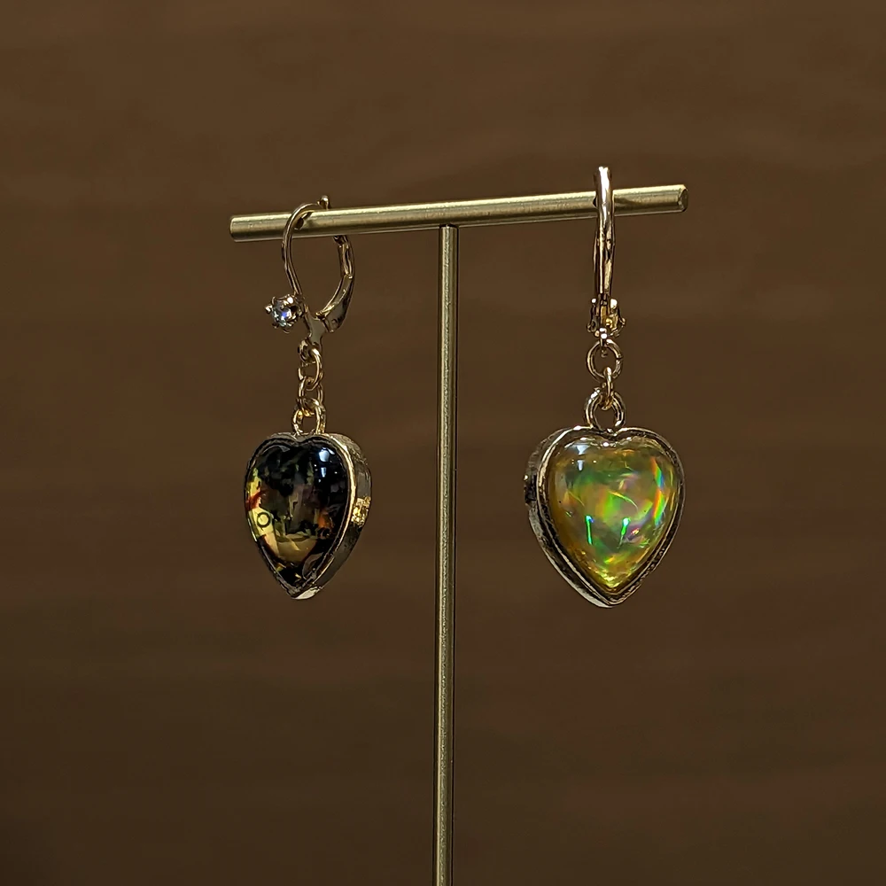 Amorita boutique  Golden Love Earring