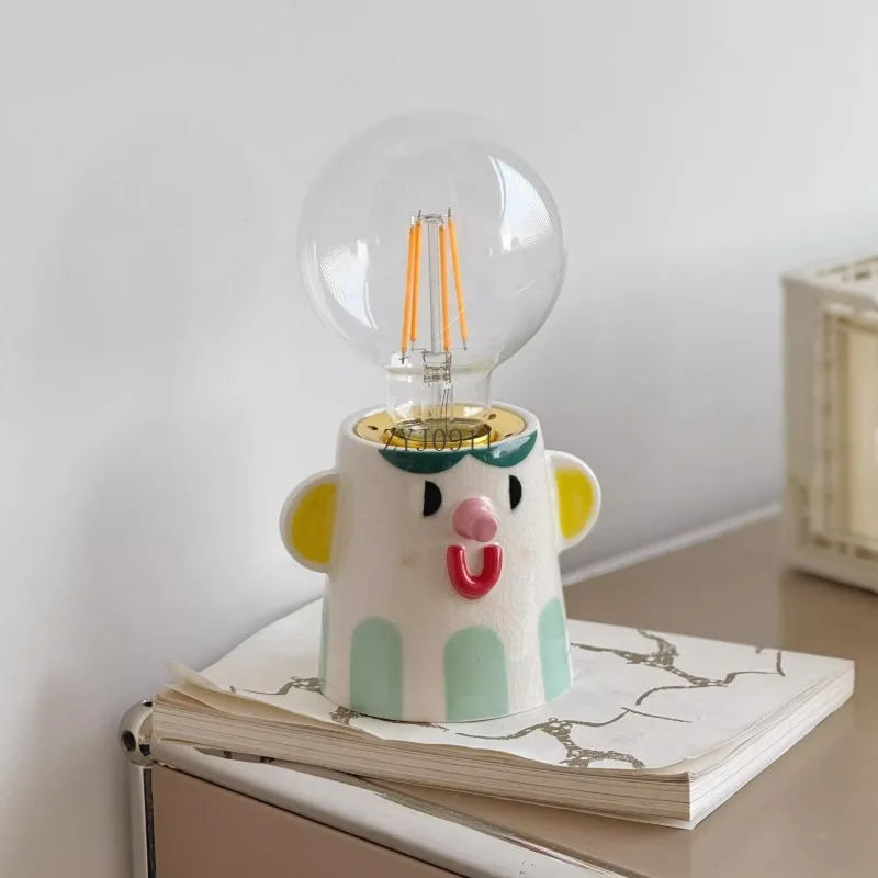 Cute decorative table lamp handmade ceramic retro bedroom atmosphere bedside lamp creativity
