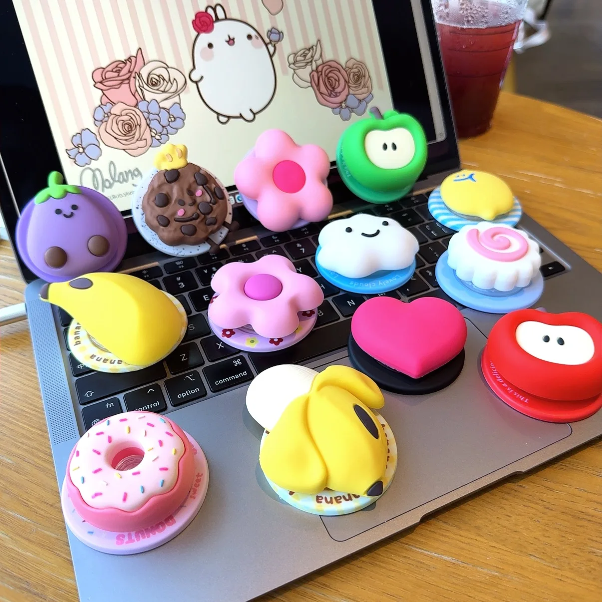 

Особо уникальный и нетрадиционный стиль, милый для бананового цветка, баклажана, печенья, допамина, магнитный держатель для мобильного телефона