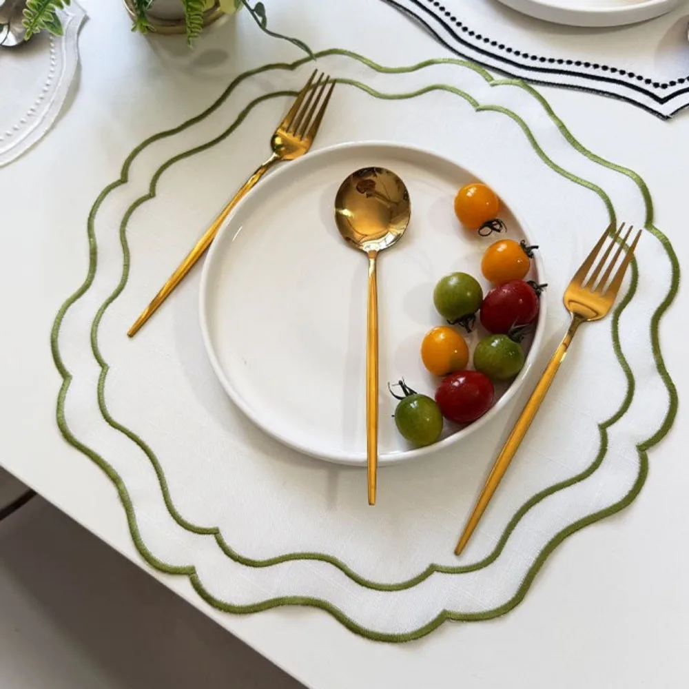 

4pcs Bamboo Cotton & Irregular Lace Embroidery Placemats Individual Plate Cloths For Kitchen Christmas Table Decoration