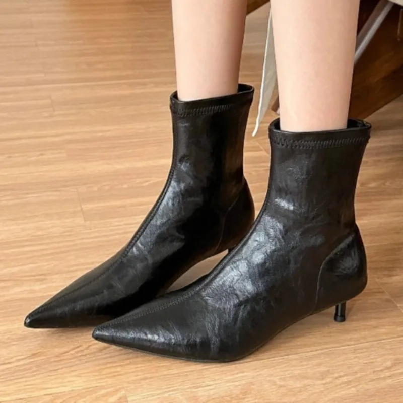2025 New Pointed Toe Ankle Boots Fashion Mid Heels Sexy Shoes Designer Elegant Winter Short Boots Classical Party Pumps Zapatos