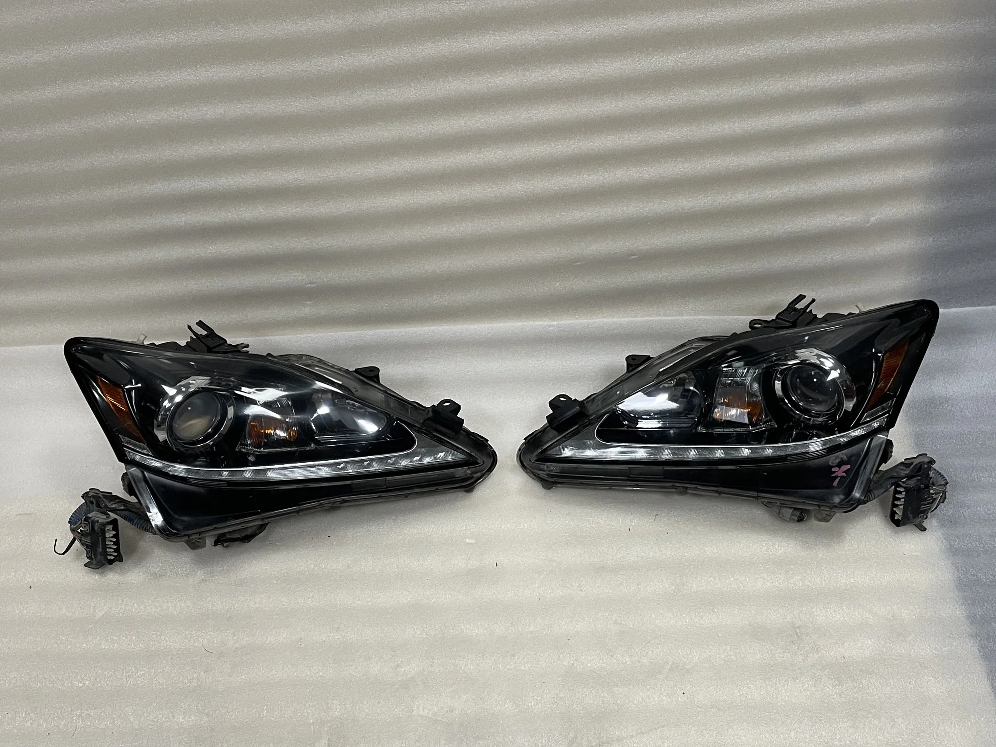 For 2006-2012 Lexus IS250 headlight black modified  upgrade IS300  LED with ripple original factory in Japan