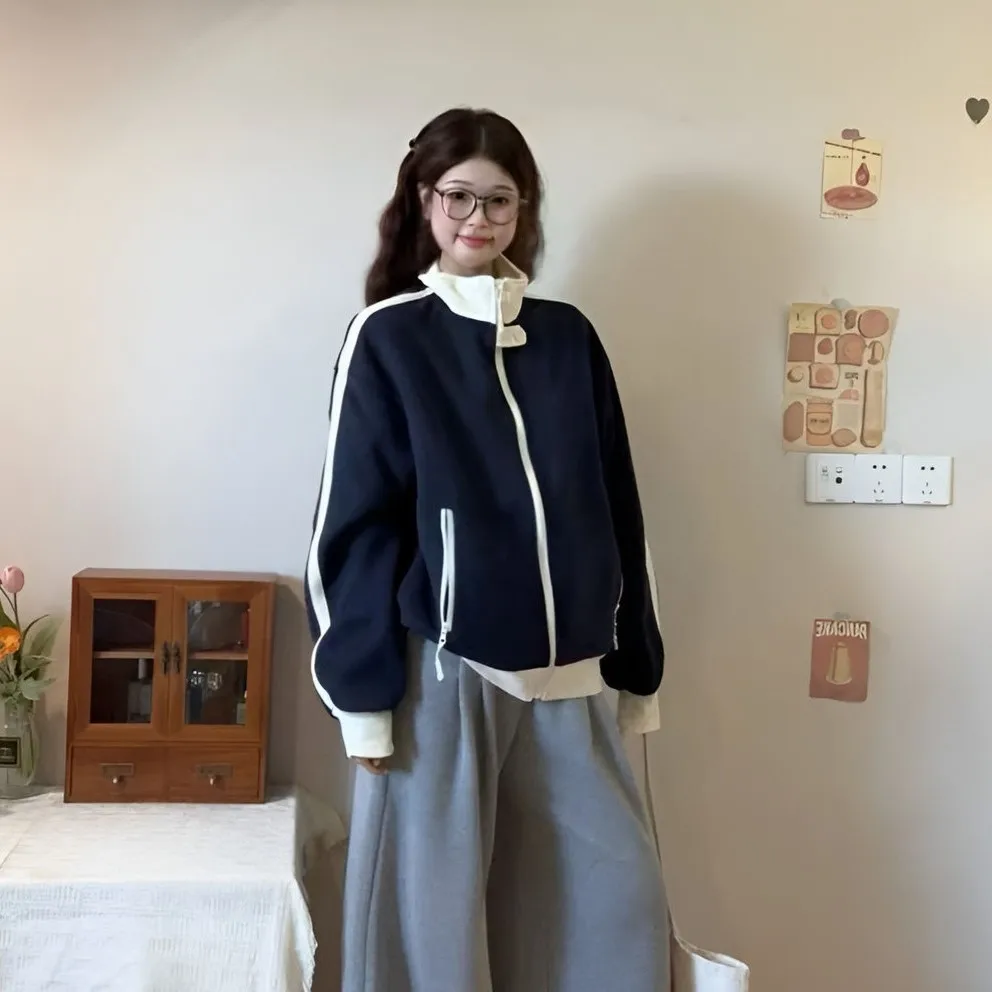 

Женские зимние бейсбольные куртки фиолетового цвета из овечьей шерсти, утепленные, спортивные, средней длины, в стиле utility, для активного отдыха, в стиле OL