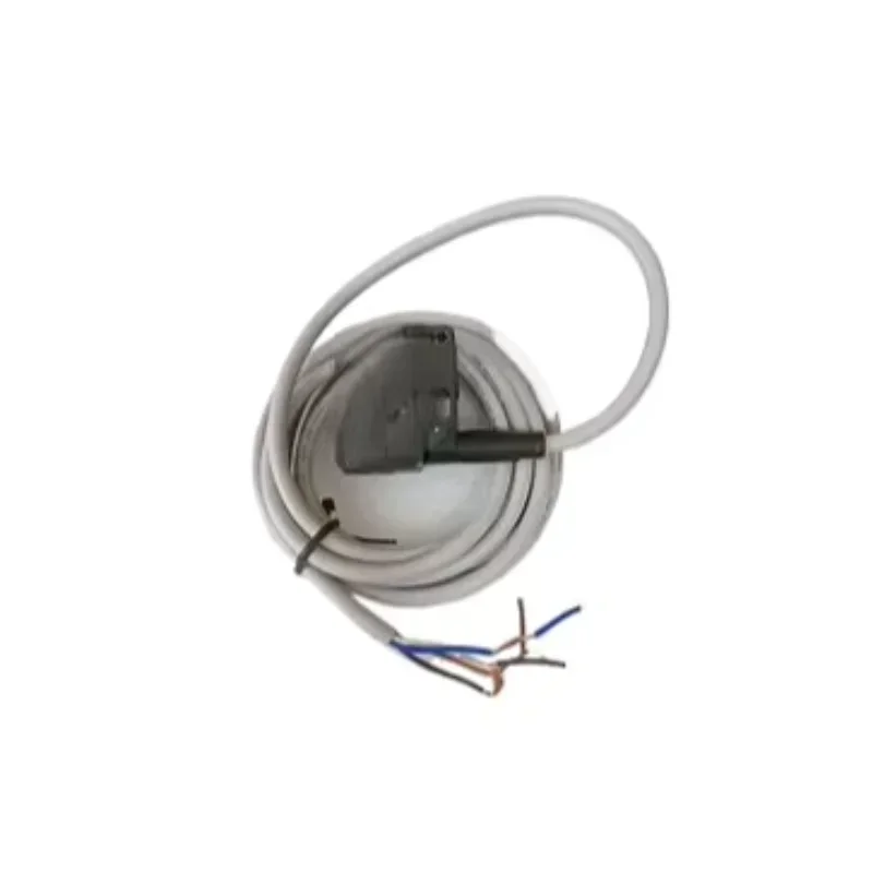 Authentic transparent volume detection photoelectric sensor E3S-DBN12 in stock