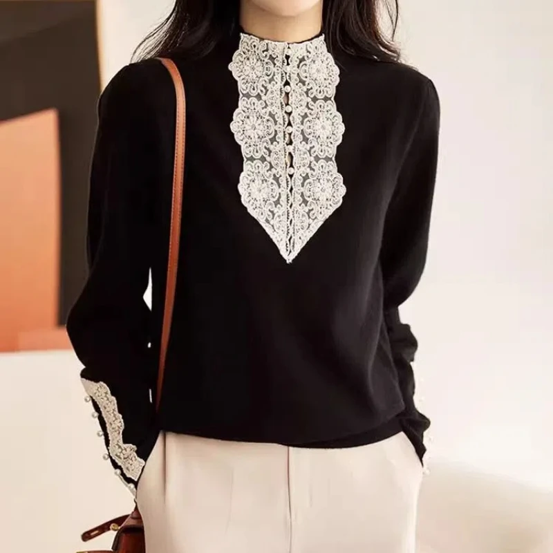 Spring Autumn New Round Neck Long Sleeve Sweater Women High Street Lace Hollow Out Pullovers Elegant Embroidered Flares Tops