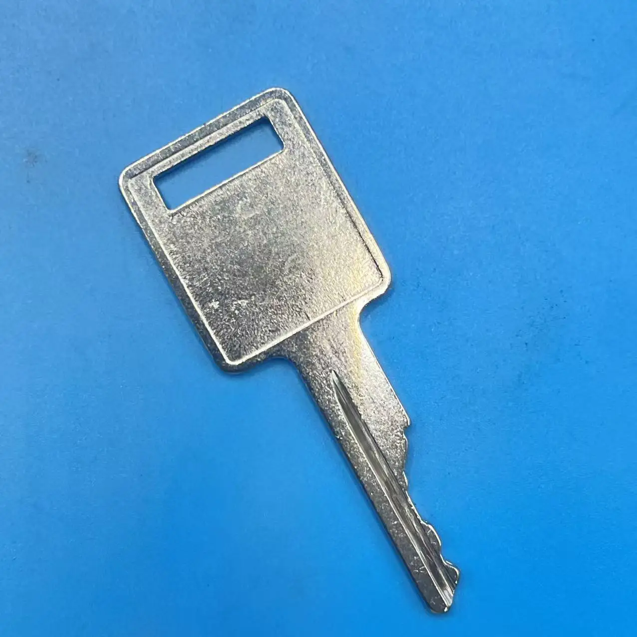 1/5/10PCS Chave de ignição D250 para carregadeiras e miniescavadeiras D250 SkidSteer 6693241