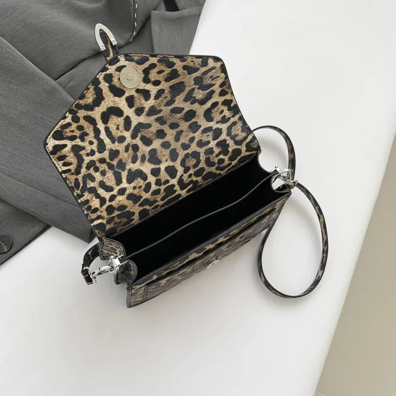 Estate nuovo Design Y2k borsa a tracolla piccola con stampa leopardata borsa a tracolla in pelle PU stile moto da donna Bolsa Feminina 2024