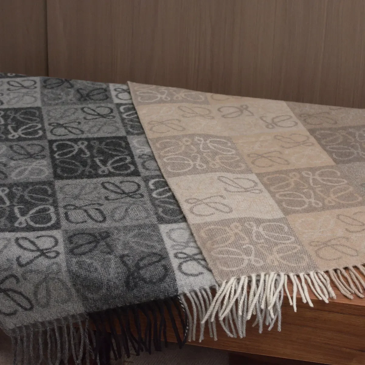 Bufanda clásica de lana a cuadros, chal jacquard con borlas, calidez de otoño e invierno