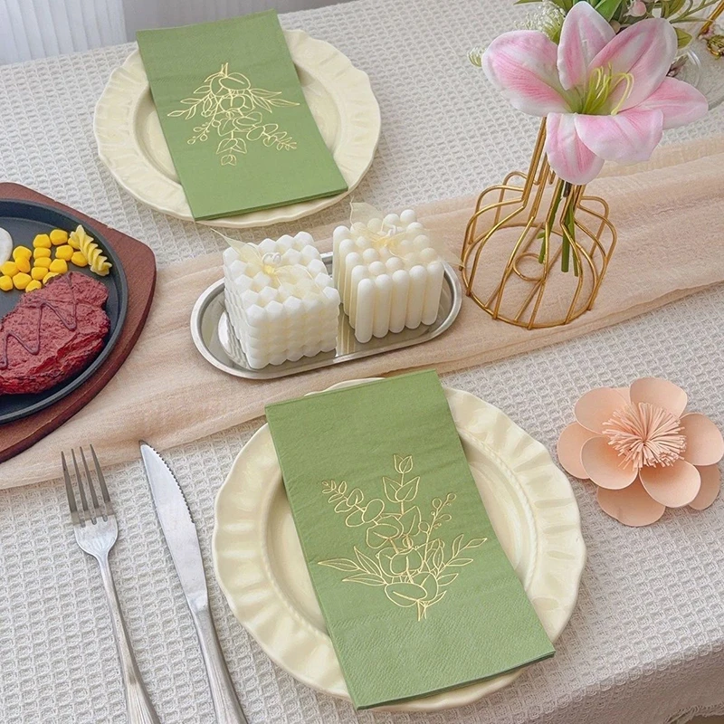 Gold Leaf Disposable Napkins – 20/60 Pack
