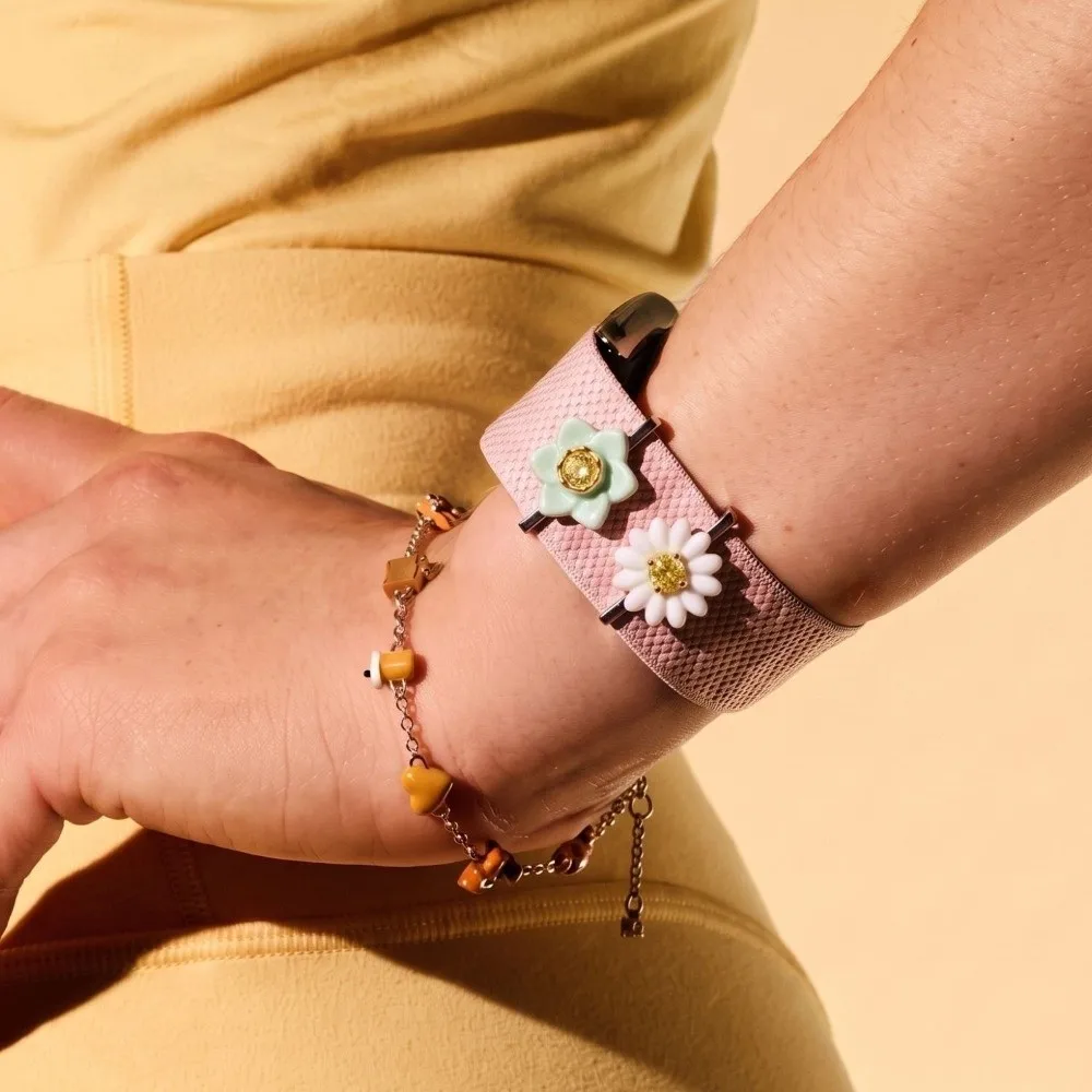 Cartoon Flower Watch Strap Pendant Slide Bar Macaron Watch Band Ornament Rhinestone Center for Whoop 5.0/5.0 MG/4.0