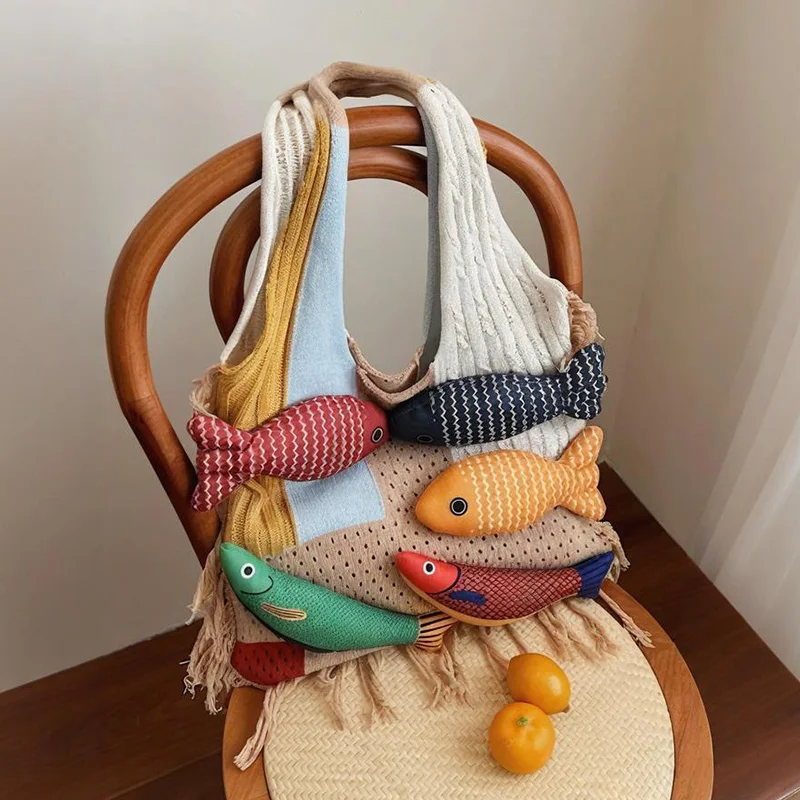 

Fashion Creative Woven Shoulder Bag Handmade Fish Handbag Cute New Large Capacity Beach Bag Color Matching Ladies Underarm Bag
