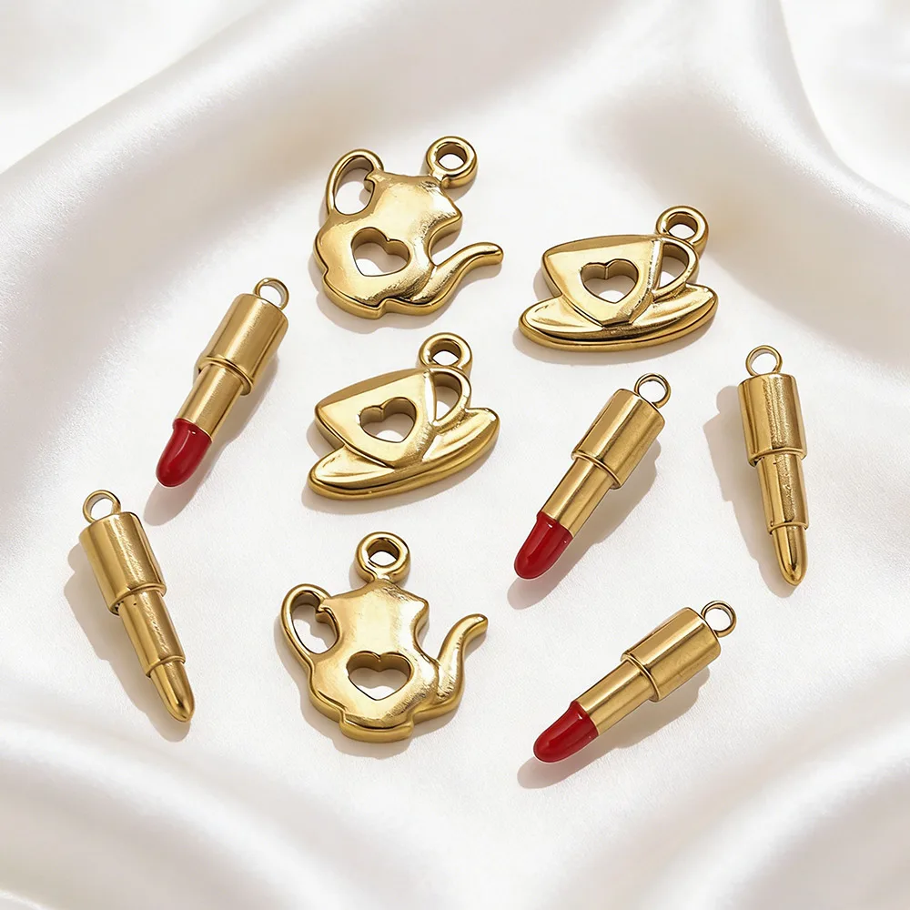 4 Stück Edelstahl Emaille Sexy Rote Lippen Charms für Halsketten Schlüsselanhänger DIY Handarbeit Schmuck Zubehör Herstellung von Erkenntnissen