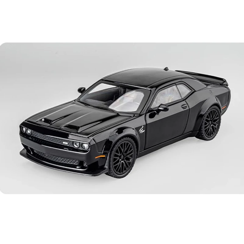 1/32 تشالنجر Hellcat سبيكة العضلات سيارة رياضية DieCast المعادن الكلاسيكية نموذج محاكاة الصوت ضوء جمع الاطفال لعبة الهدايا