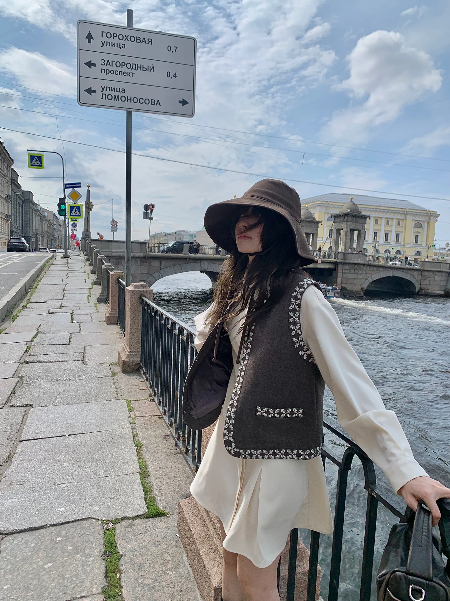 

Тяжелый жилет Nomadic с вышивкой, многослойный топ V-Ne, стандартный крой, полиэстер, вискоза, акриловая смесь Kernel Cosmos