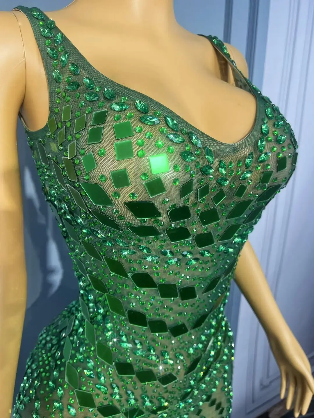 Verde tema festa alta costura ver através de malha brilhante strass espelhos com decote em v vestido de noite sexy bodycon vestido longo lvyijingpian