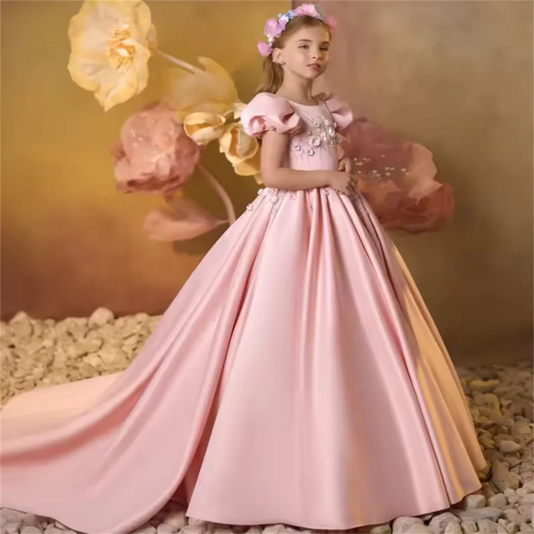 ชุดเดรสเด็กผู้หญิงงานแต่งงานแบบสั่งทำพิเศษ สีชมพูหวานน่ารัก ประดับด้วยลูกปัดรูปดอกไม้ 3 มิติ แขนพองทรงเอไลน์ ผ้าซาตินยาวแบบเจ้าหญิง