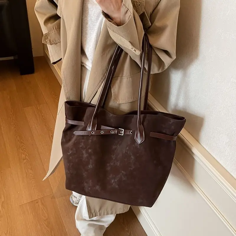 

2025 Vintage Underarm Bag, Luxe Tote for Women, Niche Shoulder Purse, Textured Commuter Bag, Versatile Day-to-Night Bag​