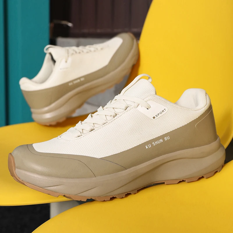 

Men's fashion outdoor casual speed runing shoes breathable new four seasons sneakers light soft-sole students racing sports shoe