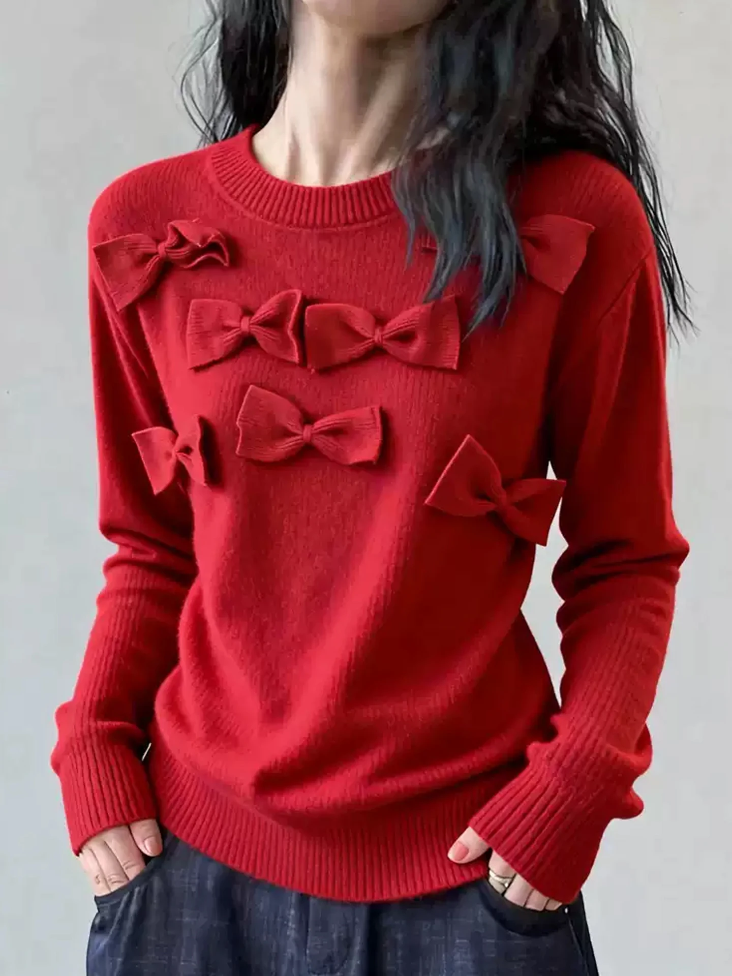 

Faionable Red Long Sve Camere Трикотаж с 3D узлом Дизайн Корейский свободный крой Зима Новое поступление