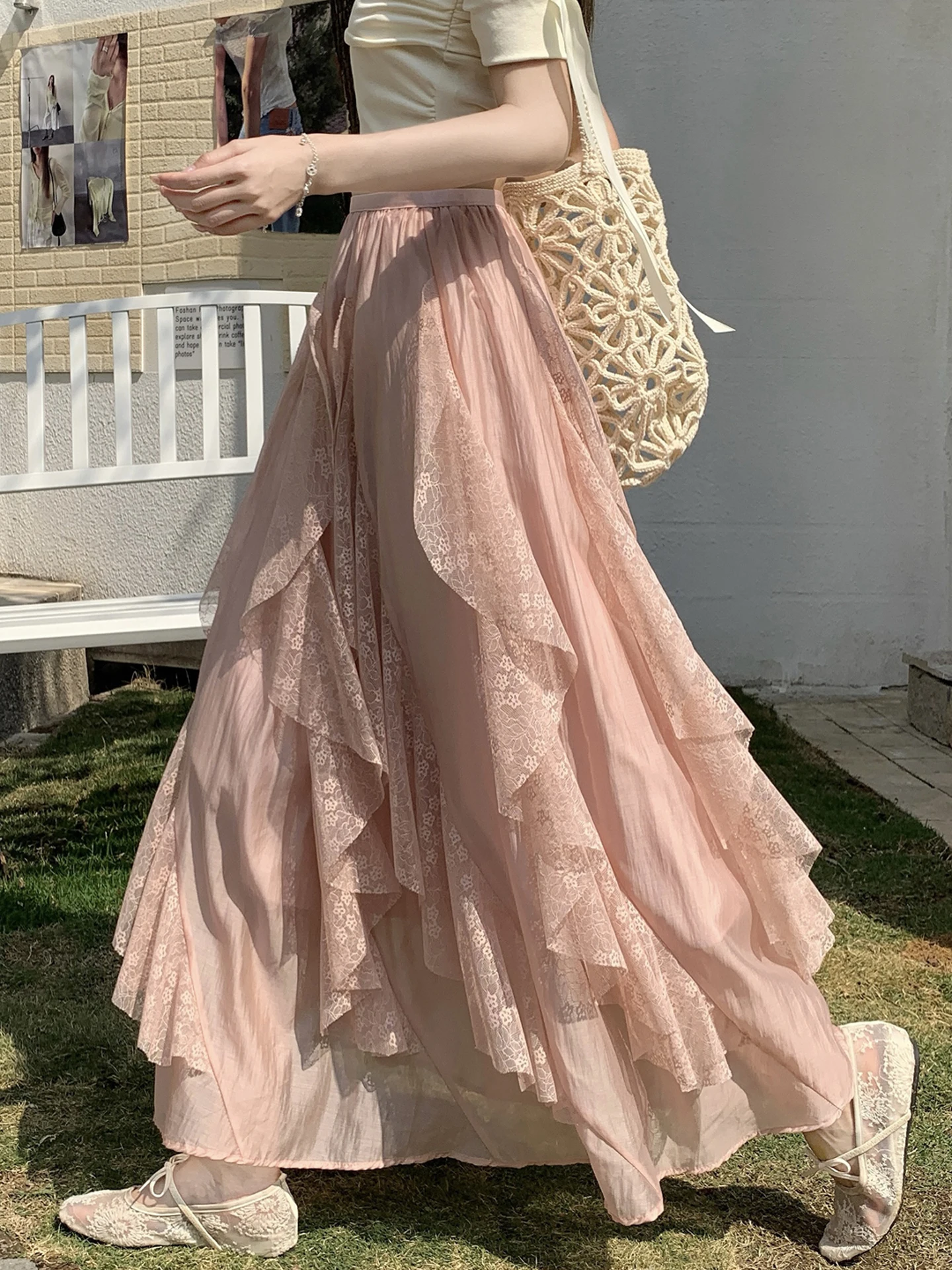 

High Waist A-Line Midi Skirt Women Summer 2026 New Style Irregular Lace Skirt Bell Hem Net Gown Slimming Effect Half-length