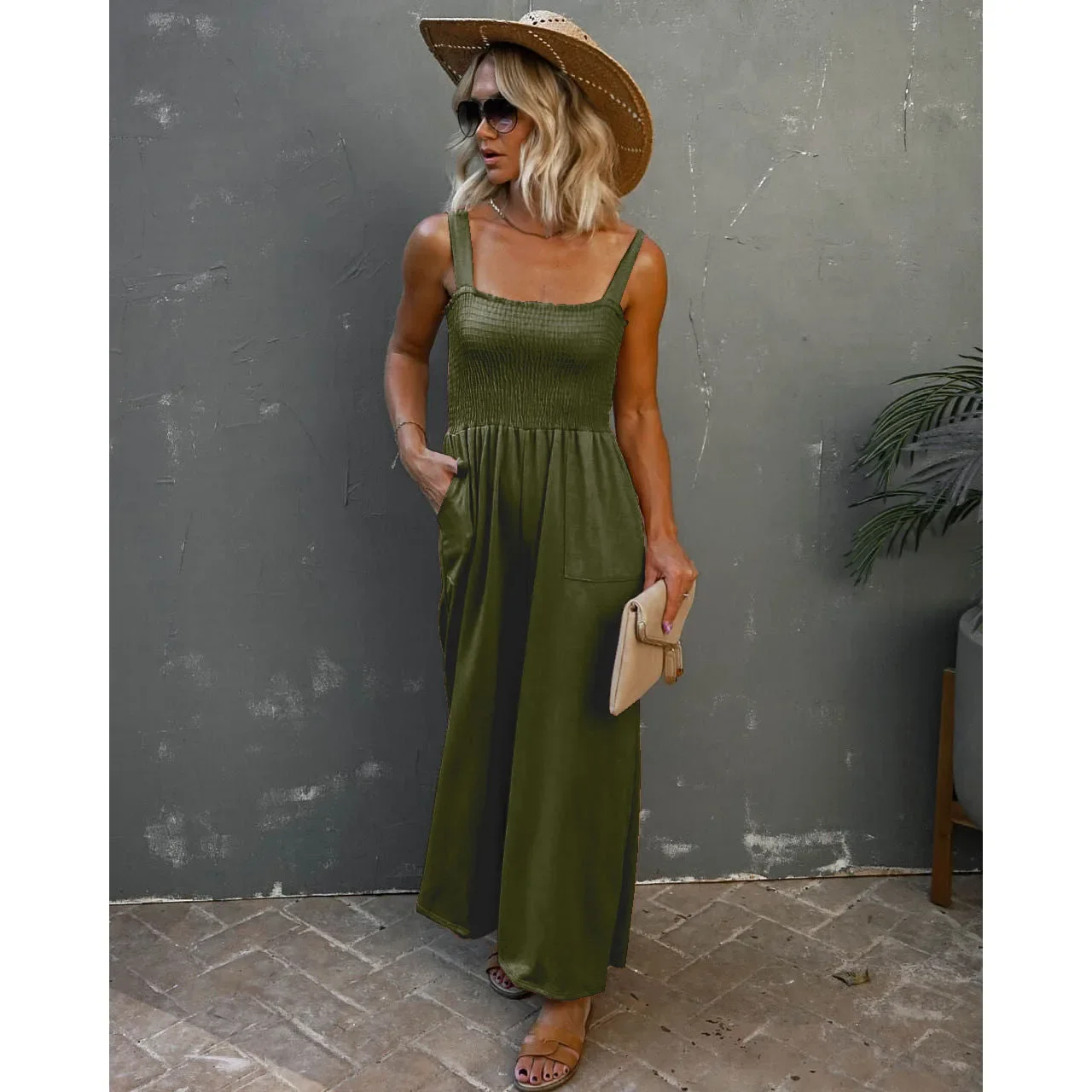 女性の新しいカジュアルワイドレッグオーバーオールパンツ女性のポケットルーズジャンプスーツ休暇マルチカラーストラップノースリーブ