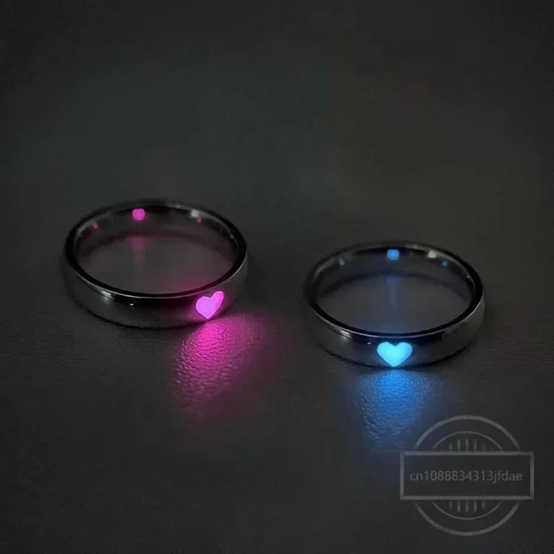 Anillo luminoso de pareja con corazón de amor rosa y azul a la moda para mujeres y hombres, anillos ajustables con apertura que brillan en la oscuridad Vintage, regalos de joyería