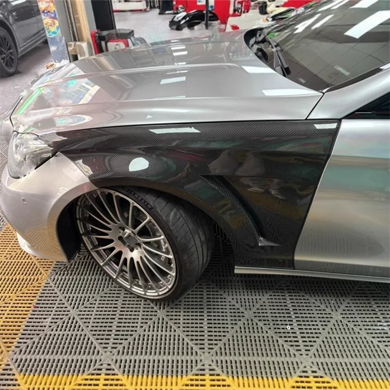 Car Front Fender for Mercedes Benz w218 CSL63 2012-2018 modified Carbon Fiber Eyebrow Protector Mudguard Sticker