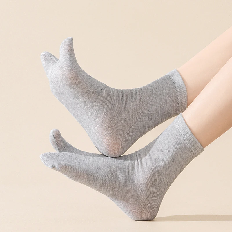 3 Pasang Kaus Kaki Tabi Pria Wanita Kaus Kaki Katun Flip Flop Gaya Jepang Kaus Kaki Dua Jari Mode Solid Kimono Sandal Kaus Kaki Split Toe