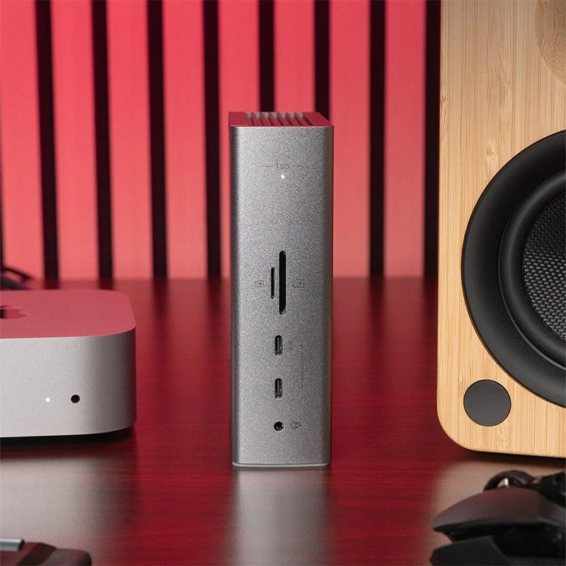 

TS5 Thunderbolt 5 Dock: 140W Charging, 15-in-1 USB Dock, 5 USB Ports, 10 Gbps Bandwidth, 2.5 GbE Network Bandwidth