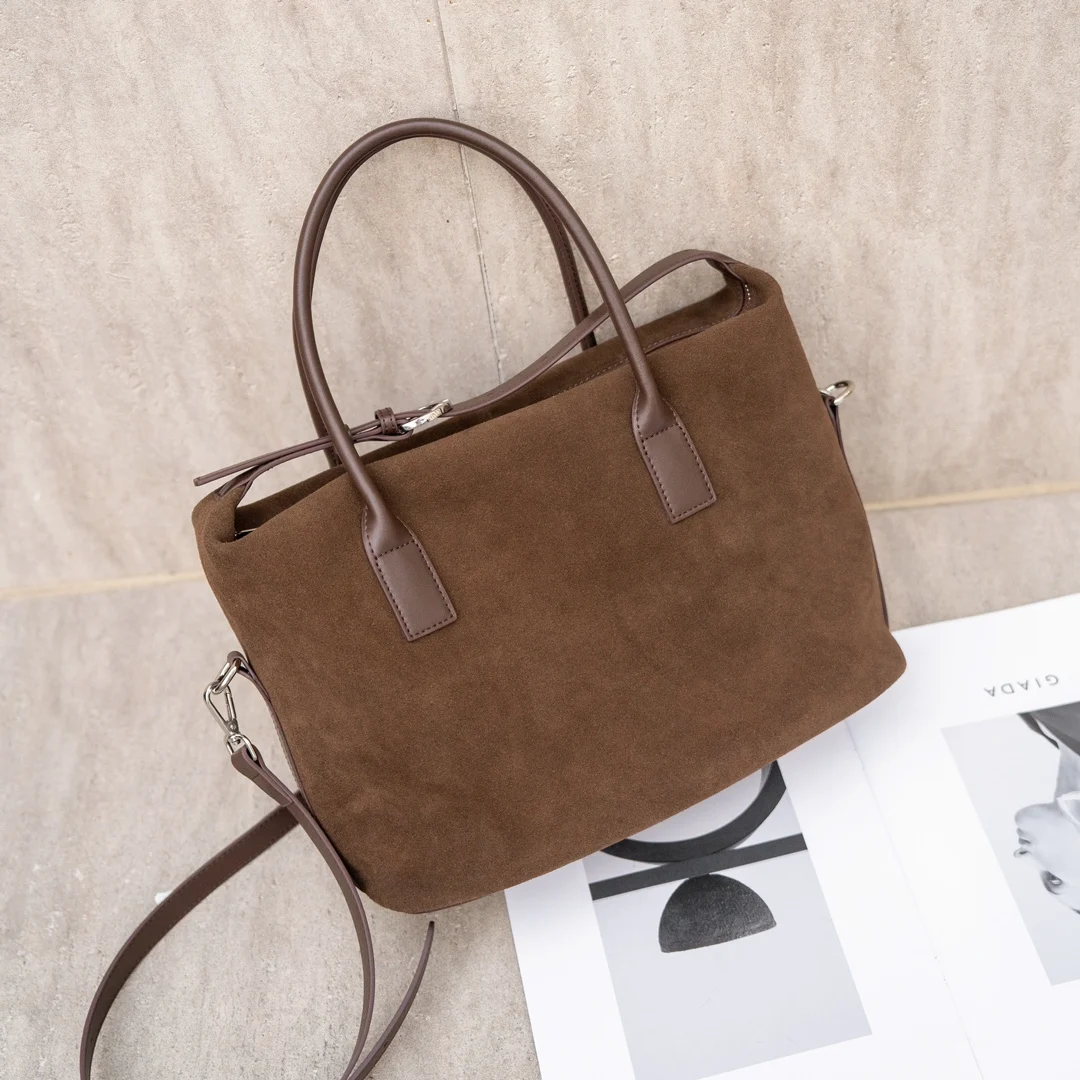 

Women's Shoulder Bags Handbags Leather Bags Zipper Closure Large Capacity Underarm Shoulder Bags Fashion Style