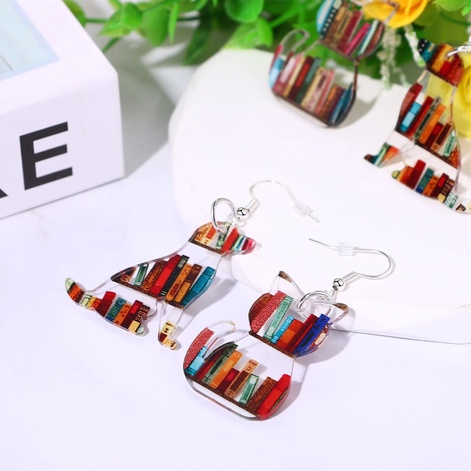 Женские серьги в форме кошачьих ушей BONISKISS 2 шт., набор сережек в виде книги с рисунком, серьги-подвески в виде кошек и звёзд, подарок на День учителя