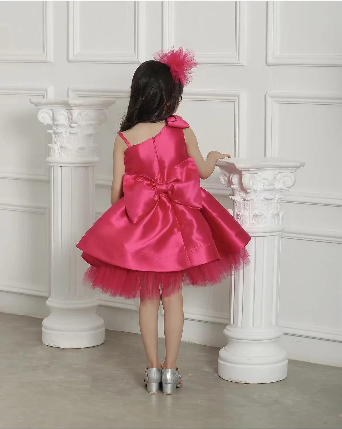 Robe à fleurs sur mesure pour filles, pour mariage, bretelles bouffantes en Satin avec nœud, robes de bal de princesse pour anniversaire d'enfants, première Communion