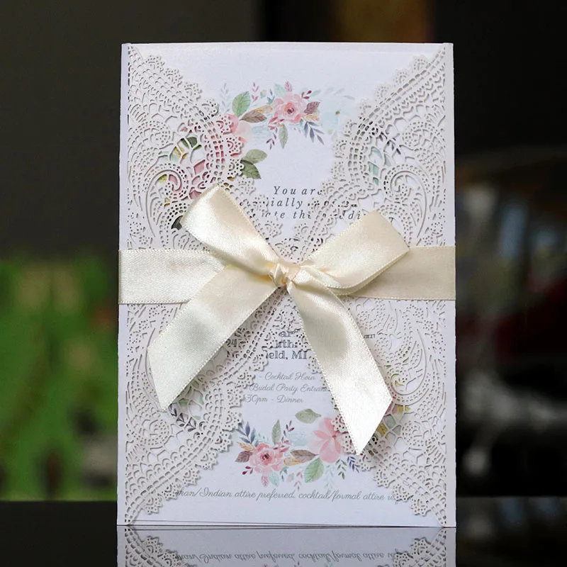 50Pcs Laser Cut Wedding Invitations Card Lace Flower European Pocket Greeting Card Envelopes Birthday Mariage Party Decoration