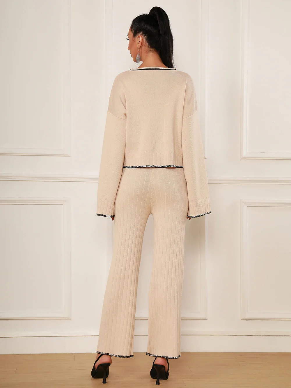 2025 ฤดูใบไม้ผลิสบายๆผู้หญิงถักกางเกงชุดคอยาวแขนยาวหลวมถักเสื้อ + กางเกงตรง 2 ชิ้นชุด