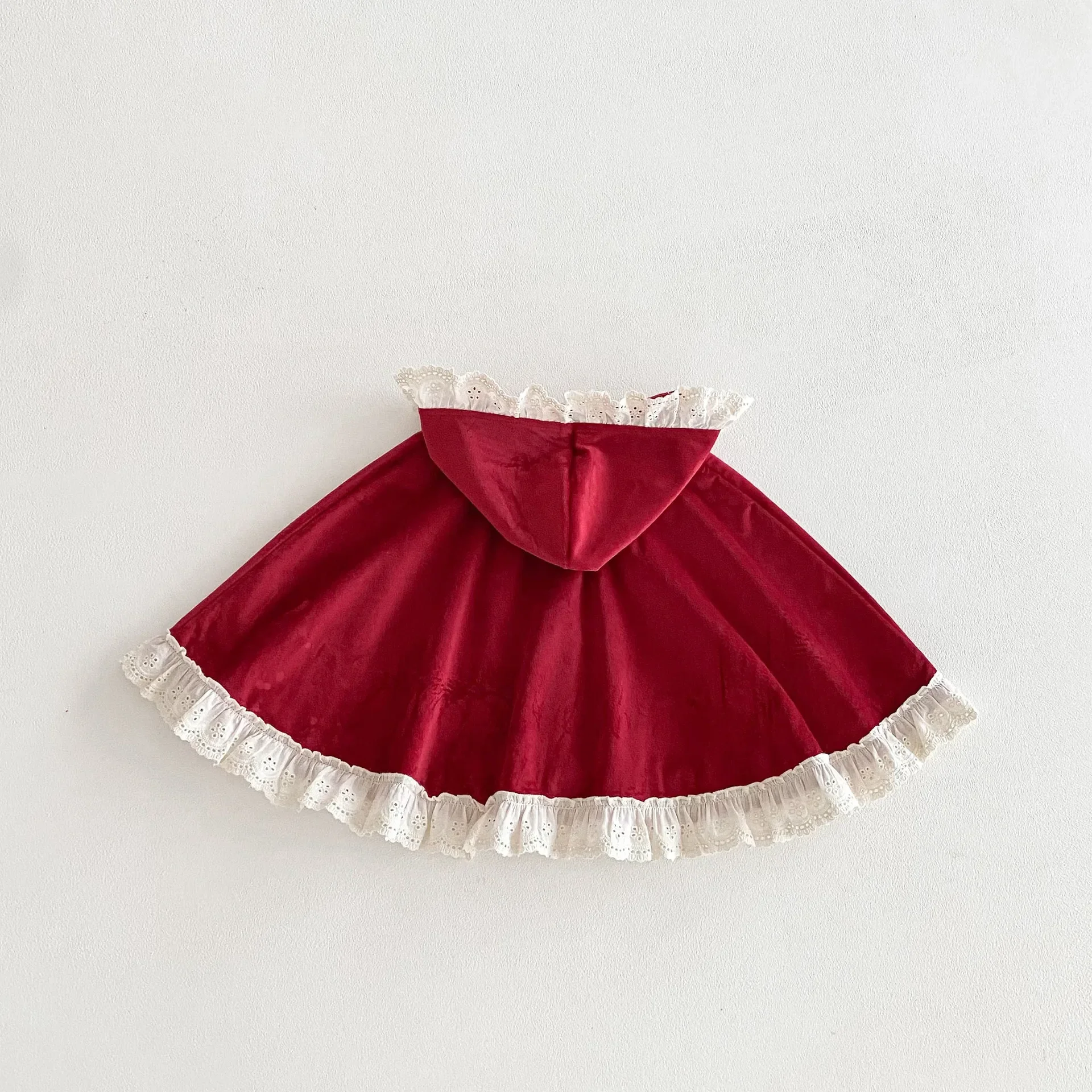 New Year Christmas Red Warm Girls Cape Lace Trim Windproof Kids Cloak Autumn Winter Baby Girl Outerwear