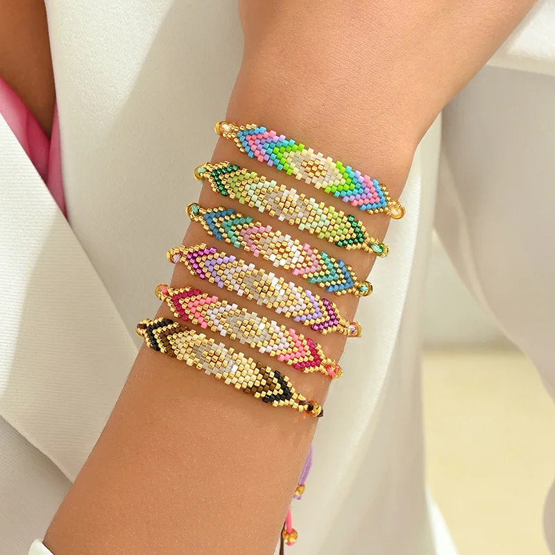 Bohemia Rice bead bracelet Arrow Geometry Hand weaving Gradient color Pattern Adjustable Female  Personality Beaded bracelet