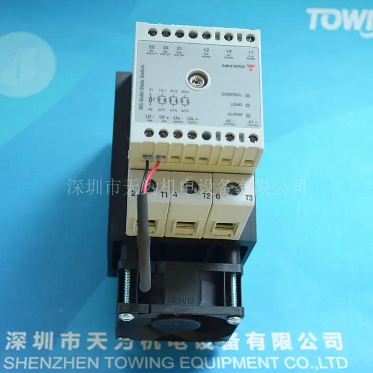 

2025.4 Оригинальное твердотельное реле CARLO GAVAZZI Швейцарии RGC3A60D65GGEDFM