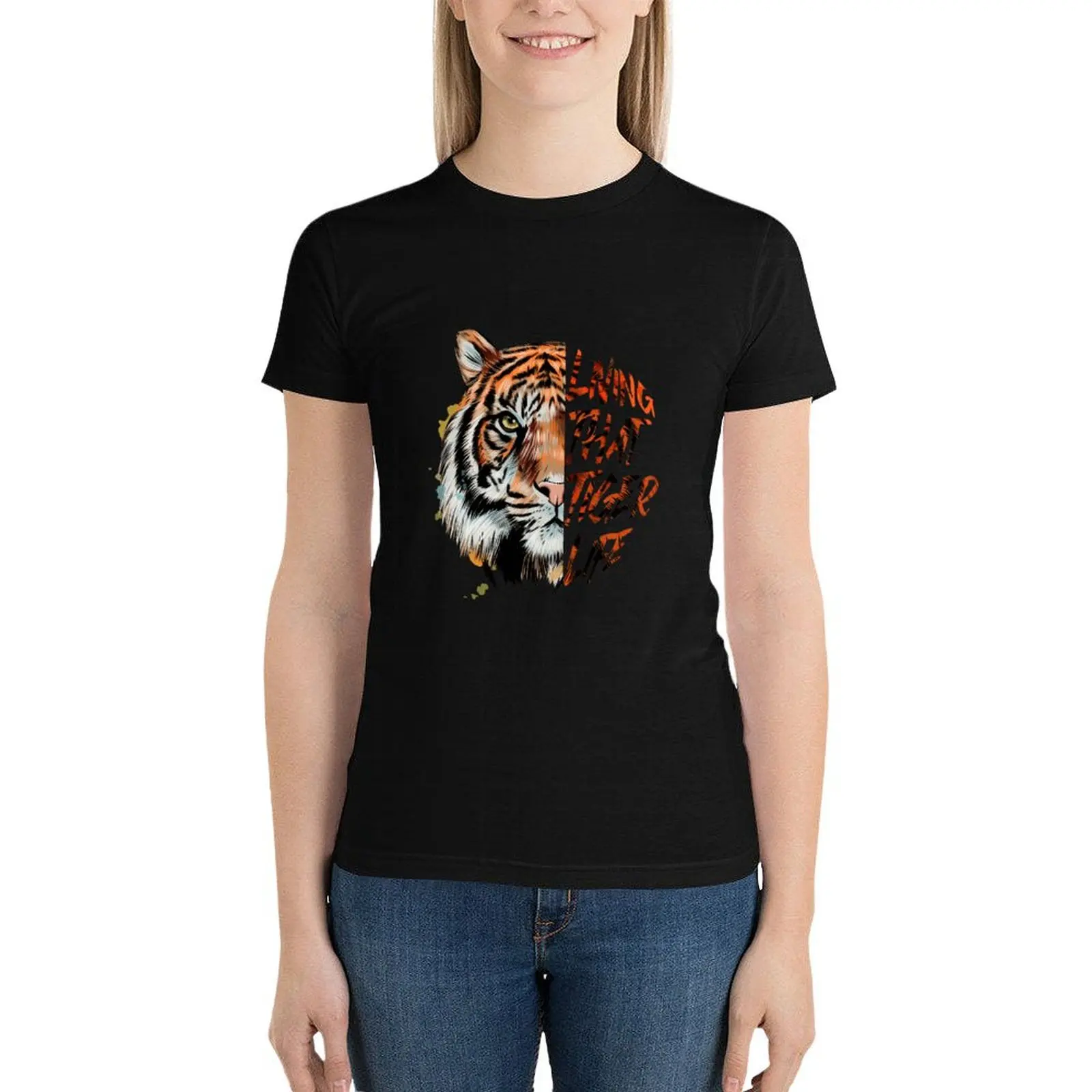 Vintage Tiger Animal Retro Tigers Lover T-Shirt sports fans funnys T-shirts for Women