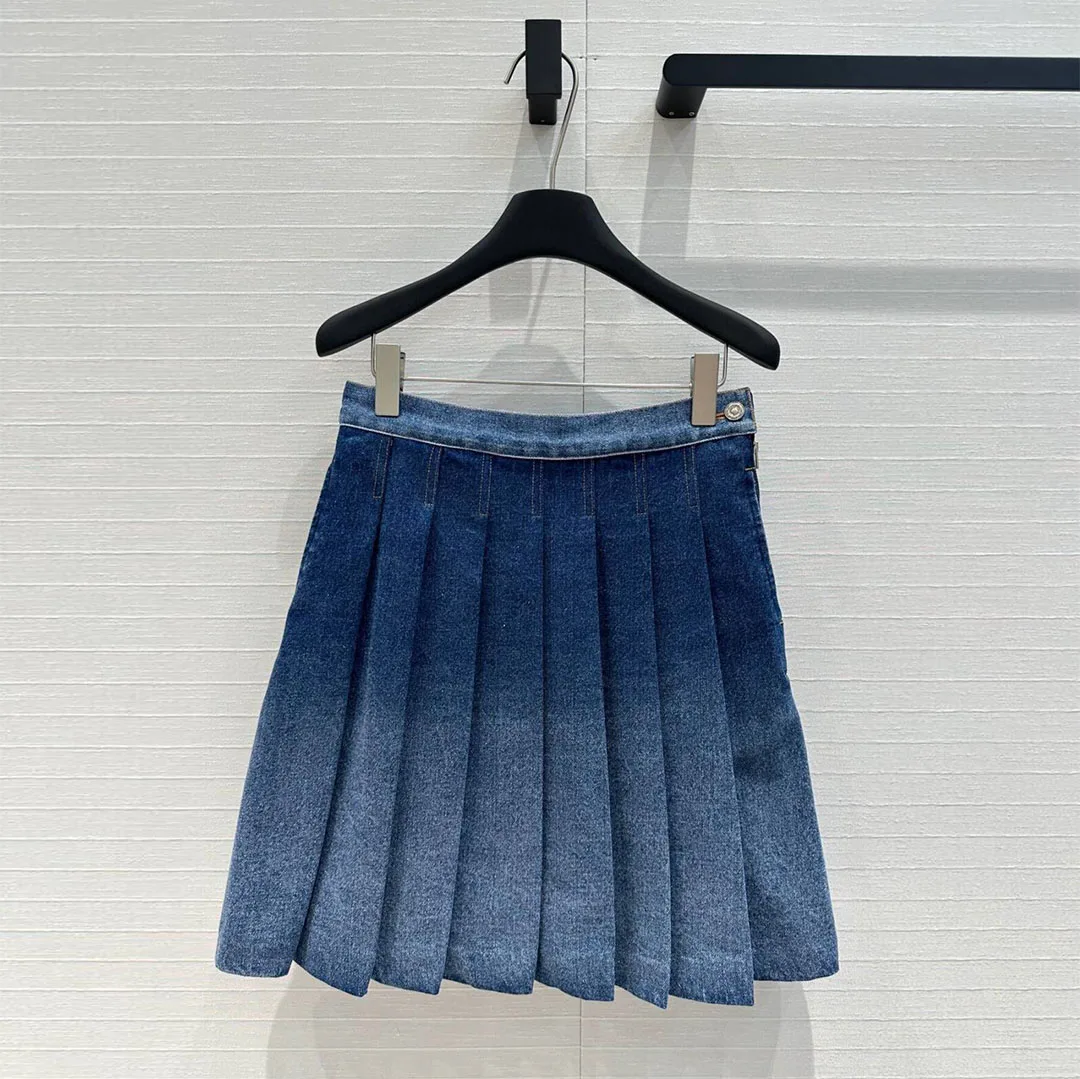 2024 New Autumn Fashion Sweet Gril Gradient Washed Blue Denim Pleated Skirts Womens High Waist Vintage Midi Skirt