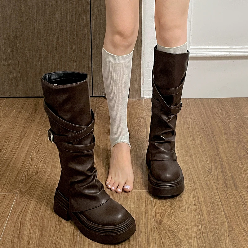 Thumbnail 4 - #62 Latest High Boots Offers