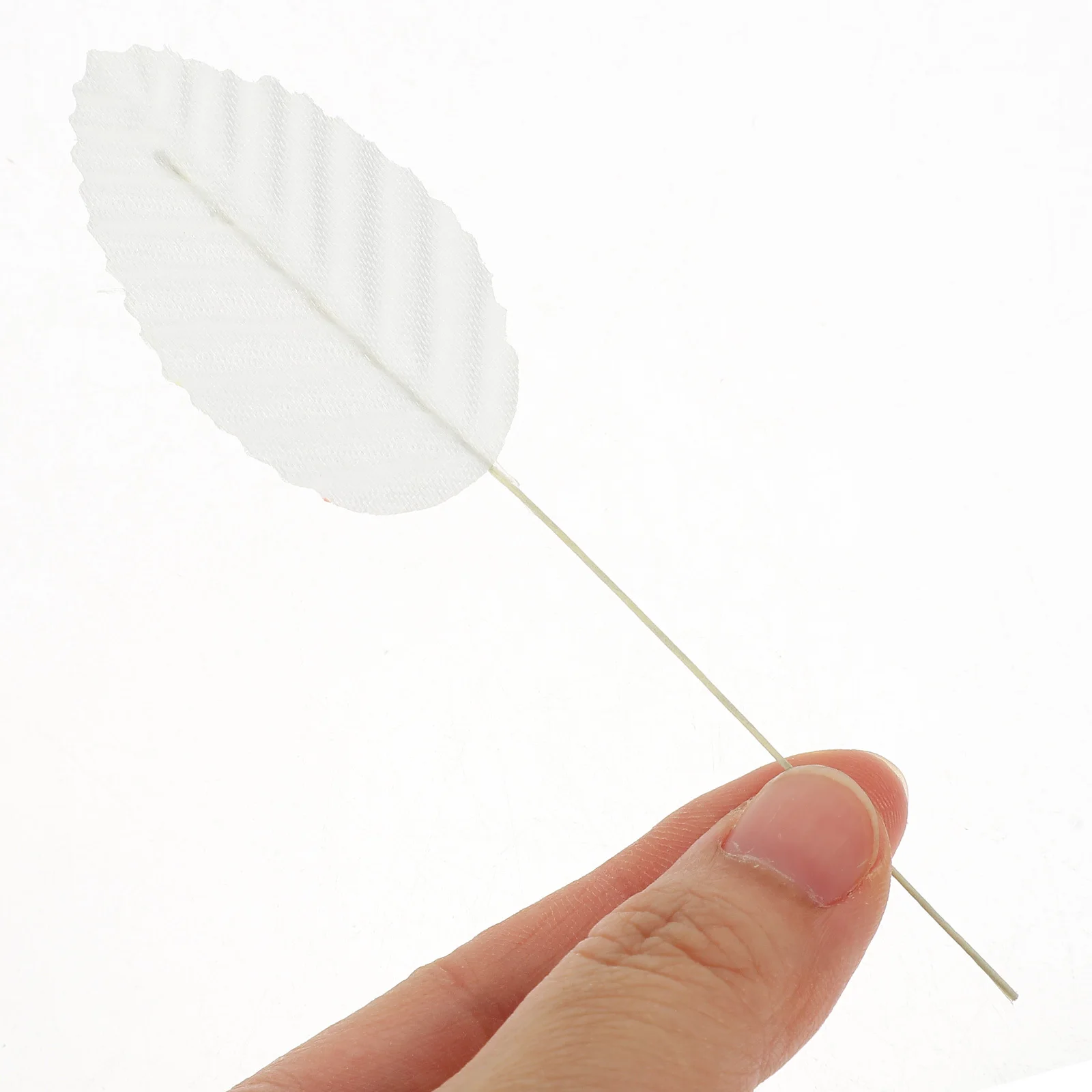 

200Pcs Faux Leaves Decorative Leaf Decor for Household Office Classroom Party Artificial Leaf Tabletop Decor Supplies