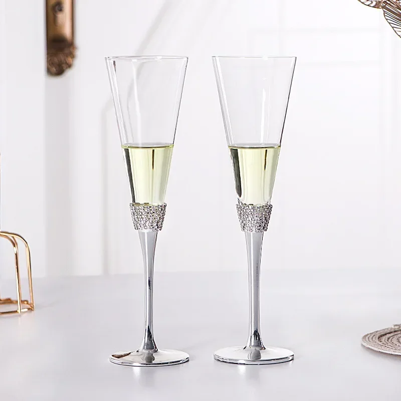 Champagne glass, creative diamond-encrusted crystal glass goblet, wedding banquet pair, cup, clubhouse, golden wine gift box view 3